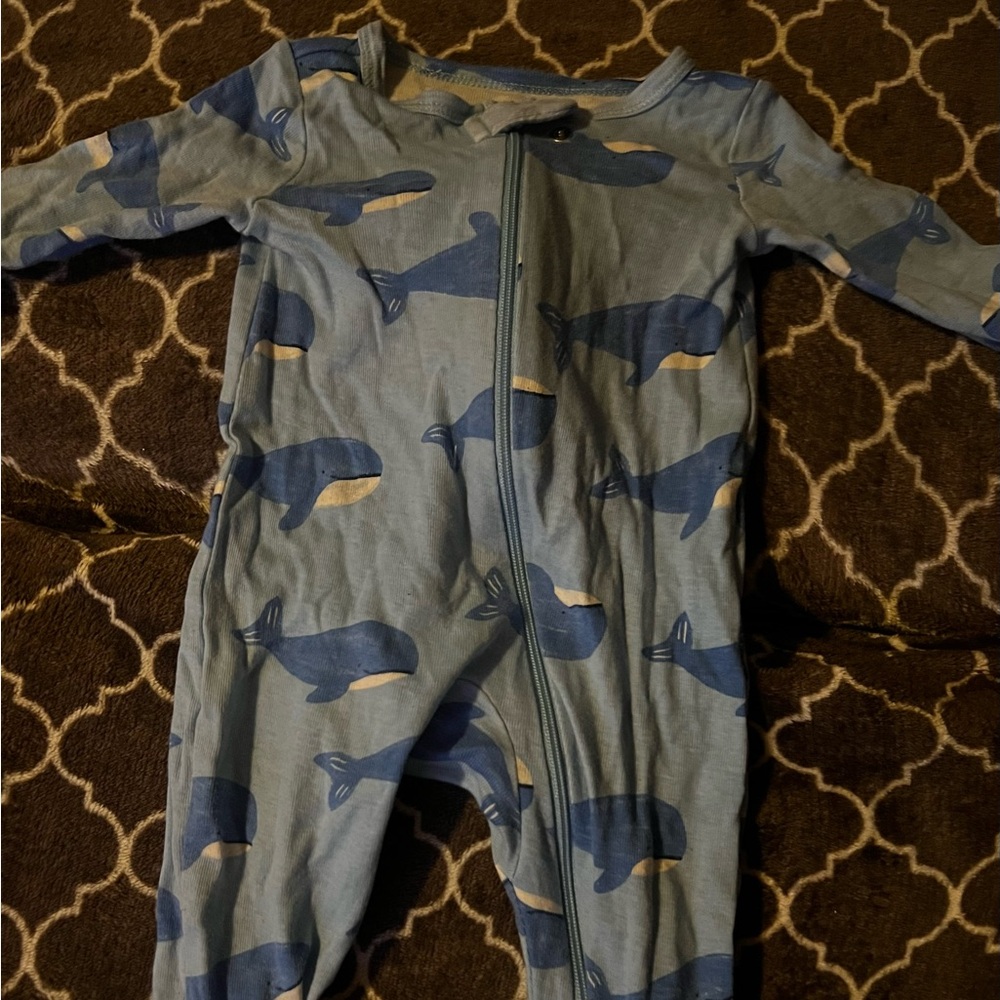 Baby footies